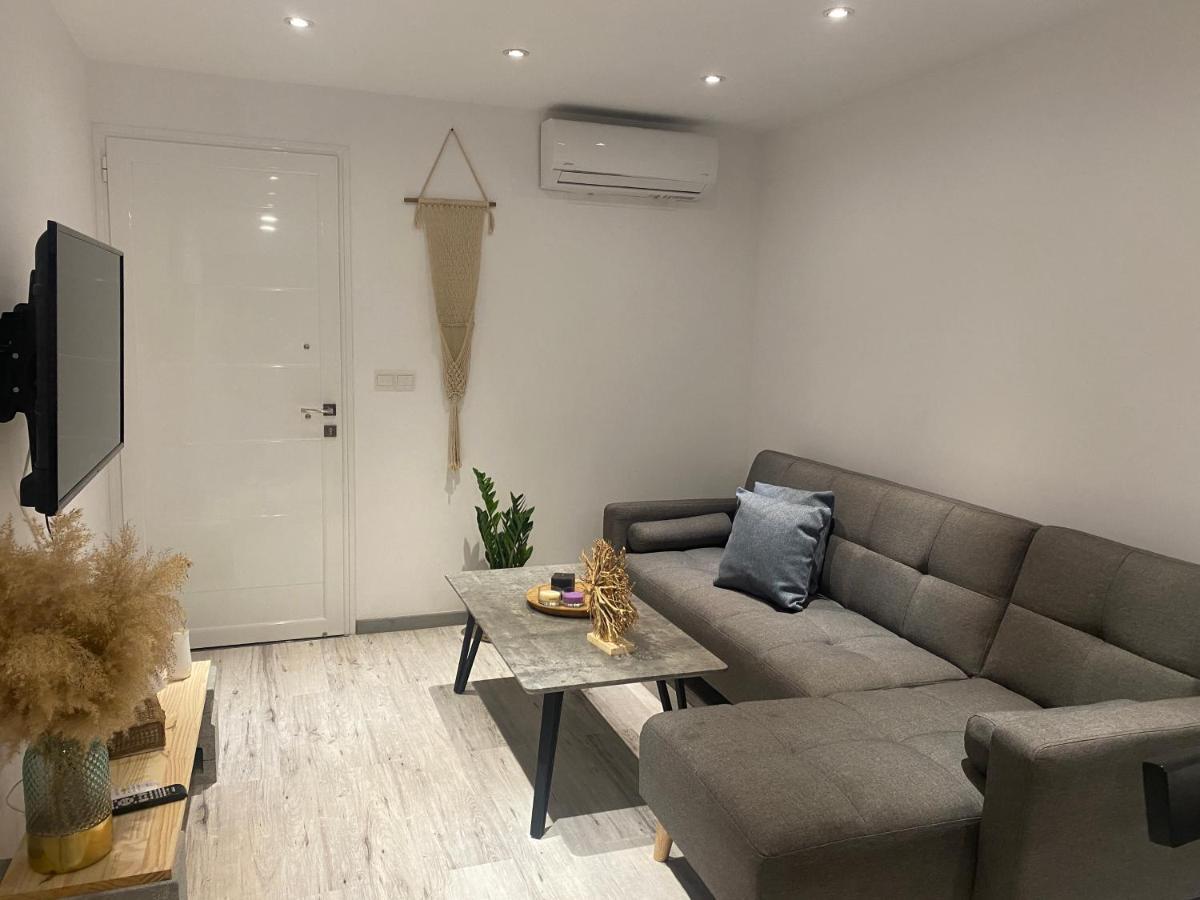 Apartamento Luxury Lavender Lárnaca Exterior foto