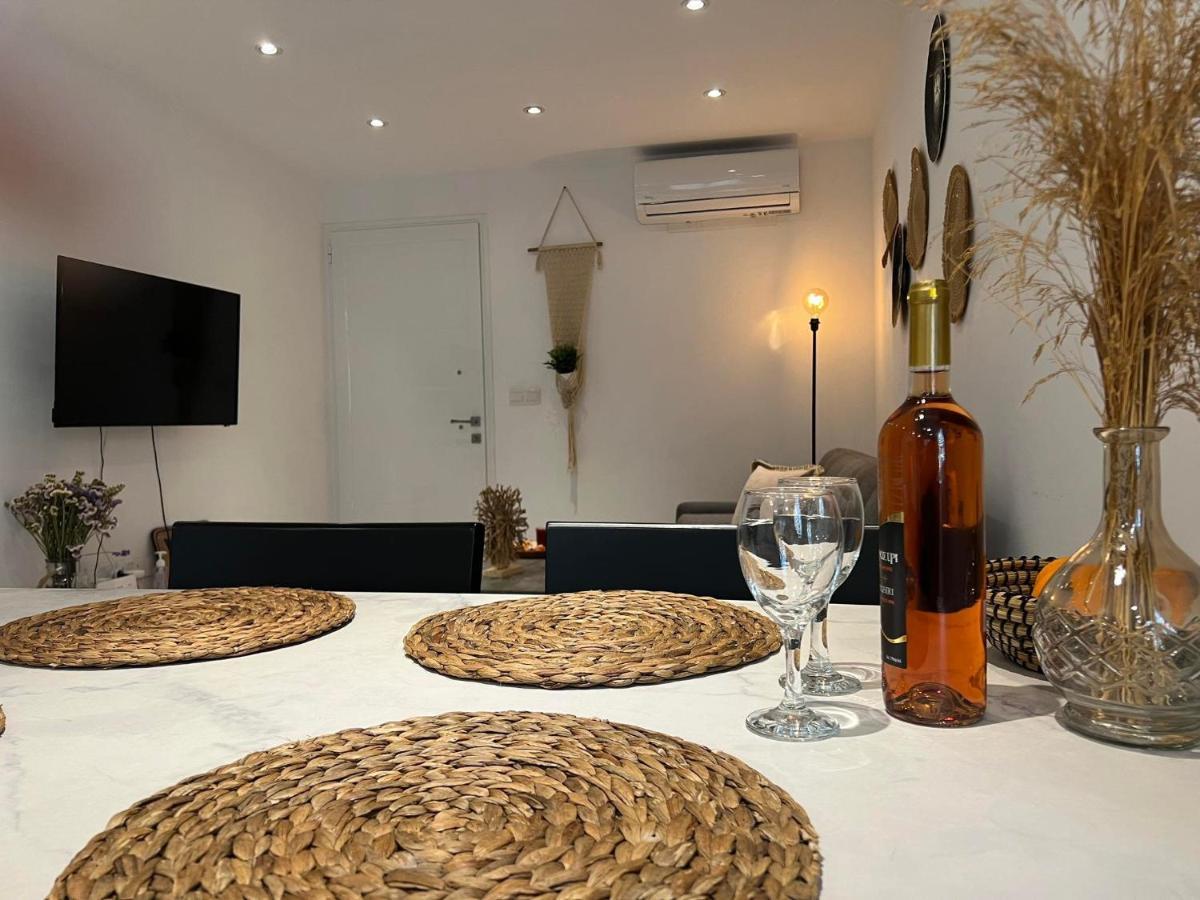 Apartamento Luxury Lavender Lárnaca Exterior foto